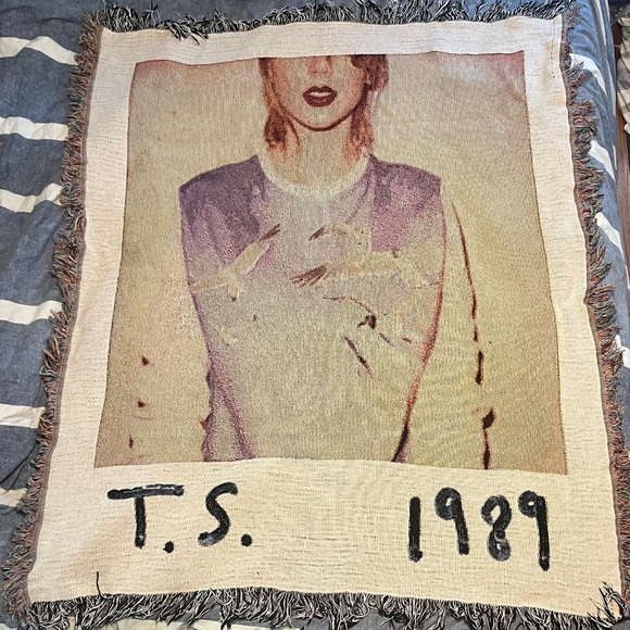 Taylor Swift T.S. 1989 ブランケット テイラースウィフト Taylor Swift T.S. 1989 ブランケット テイラースウィフト